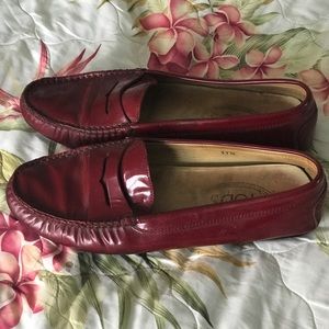 Tods Red Patent Leather Size 37.5